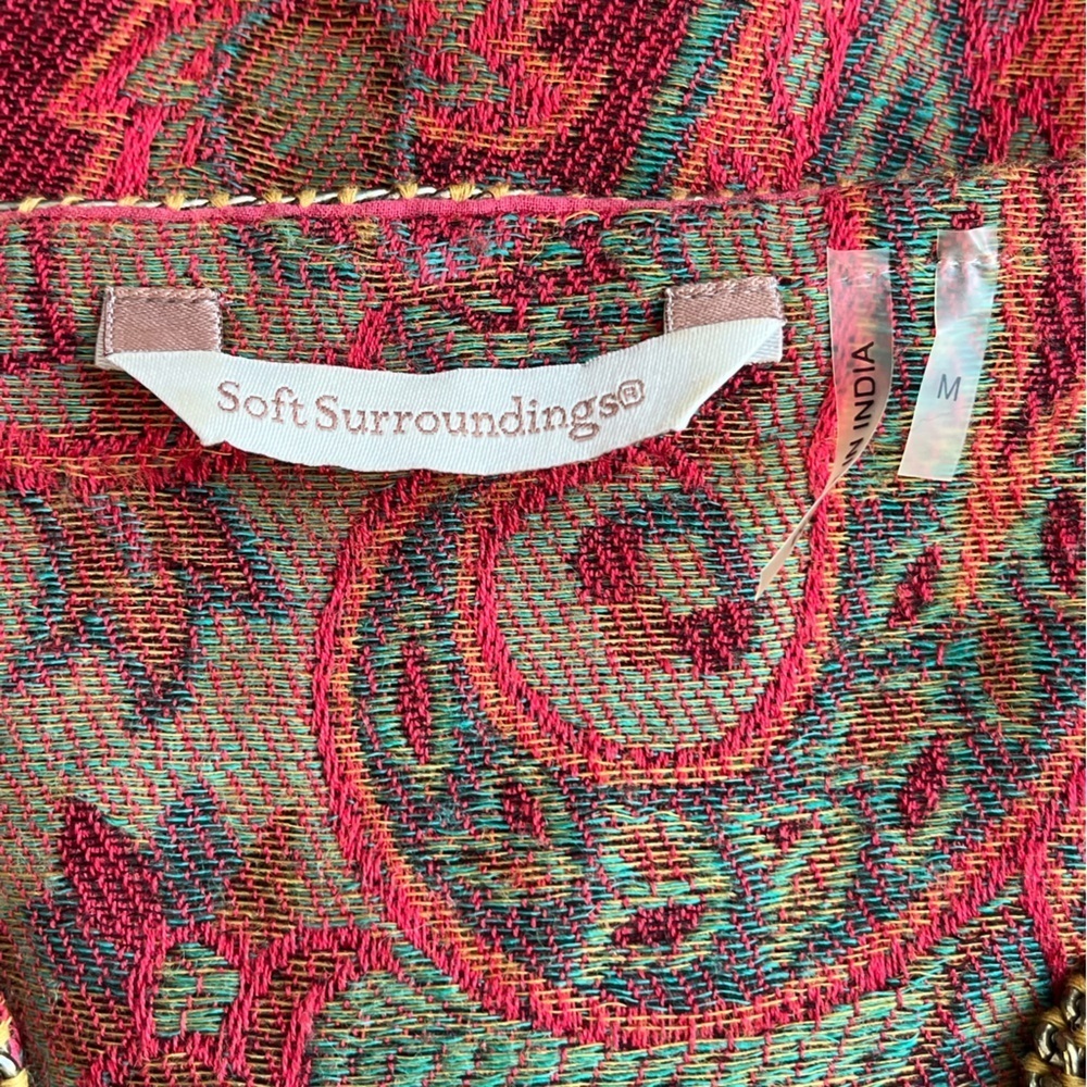 Soft Surroundings Vibrant Red and Gold Paisley Tunic size M - Picture 7 of 8
